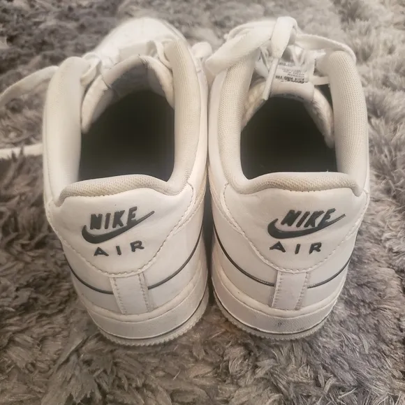 Nike Air Force 1 LV8 Double Air Sneakers