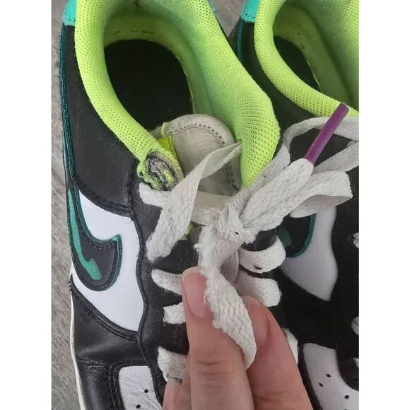 Nike Air Force 1 LV8 Low GS Graffiti Size 5 Youth