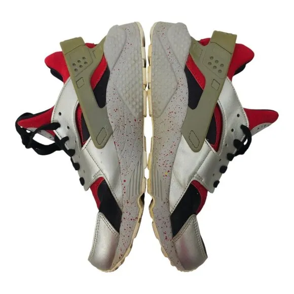 Nike Air Huarache Running Shoes Mens 9 Sneakers 777330 - 962 Silver Black Red