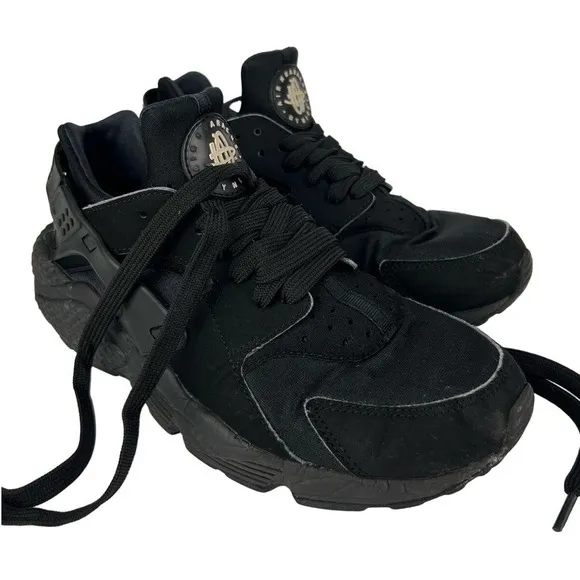 Nike Air Huarache Triple Black Running Women’s Size 8.5 Sneakers Shoes