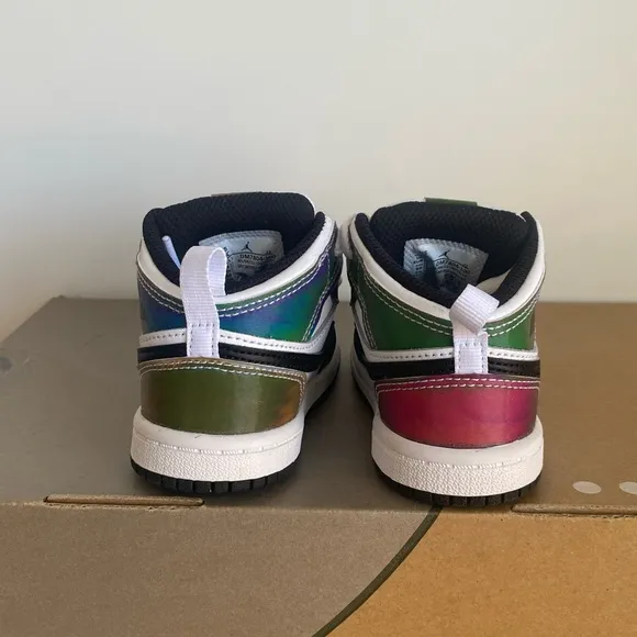 Nike Air Jordan 1 Mid ‘Heat Reactive Color Change’ Toddler Sneakers - Size 6 C