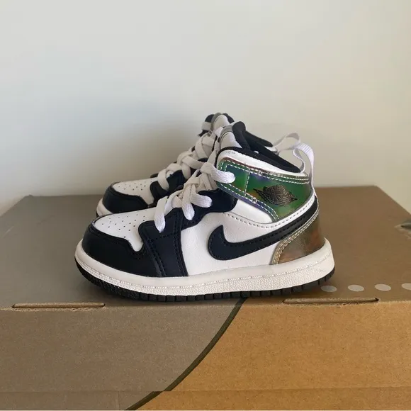 Nike Air Jordan 1 Mid ‘Heat Reactive Color Change’ Toddler Sneakers - Size 6 C