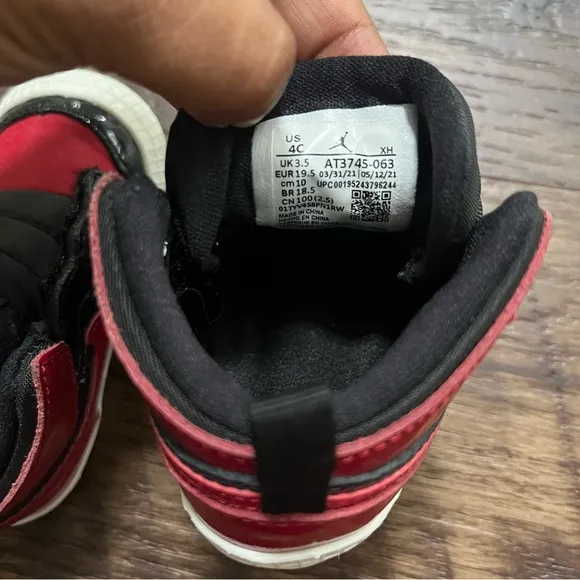 Nike air jordan 1 retro I AT3745-063 patent bred red black booties sneakers 4C