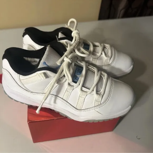 Nike Air Jordan 11 Low “Legend Blue” 505835-117  NO BOX SIZE 2Y UNISEX