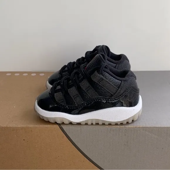 Nike Air Jordan 11 Retro Low “72-10” Toddler Sneakers- SZ 4 C