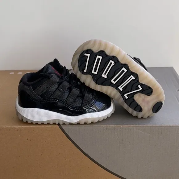 Nike Air Jordan 11 Retro Low “72-10” Toddler Sneakers- SZ 4 C