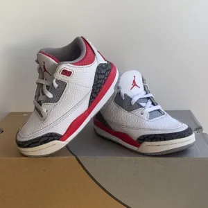 Nike Air Jordan 3 Cement Fire Red Toddler Kids Sneakers - SZ 8 C