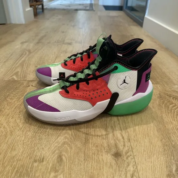 NIKE Air Jordan Sneakers Size 10.5