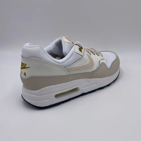 Nike Air Max 1White / Beige Womens Shoes