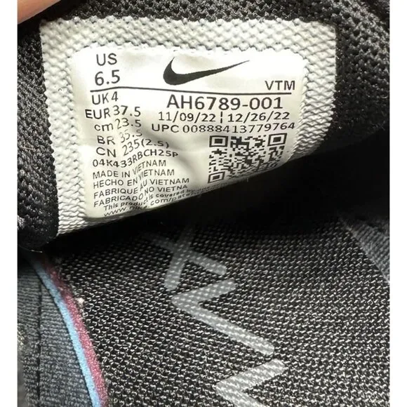 Nike Air Max 270 Shoes Women’s Size 6.5 Black Running Sneakers AH6789-001