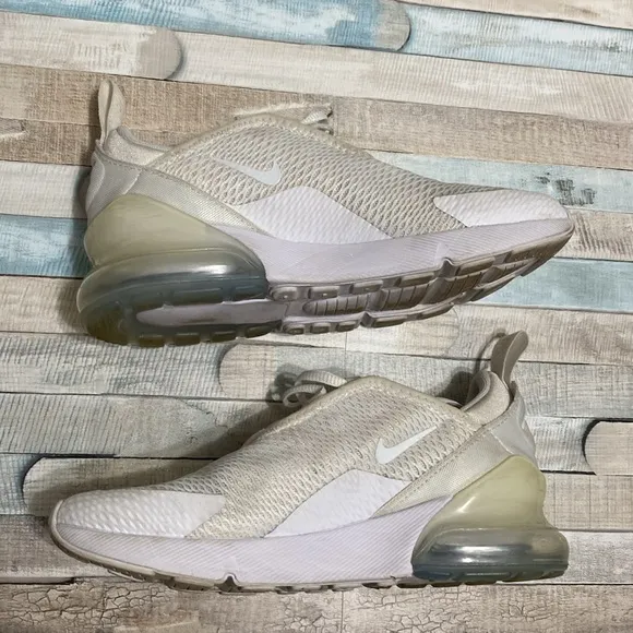Nike Air Max 270 Sneakers