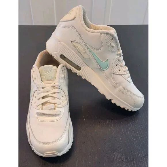 Nike Air Max 80 Ice Berg Sail IGLOO 833340-107 Size 7y WOMEN'S 8.5