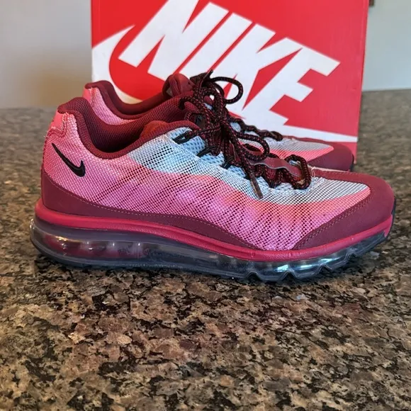 Nike air max 95 dynamic fly wire Sneakers EUC 10.5
