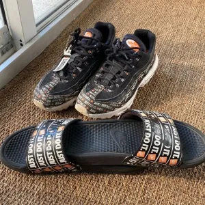 Nike air max 95 just do it sneaker and slides bundle