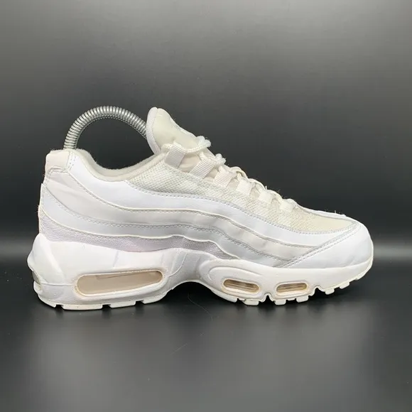 Nike Air Max 95 Recraft Running Shoes CJ 3906-100 Youth Sz 5.5 / Women’s Sz 7