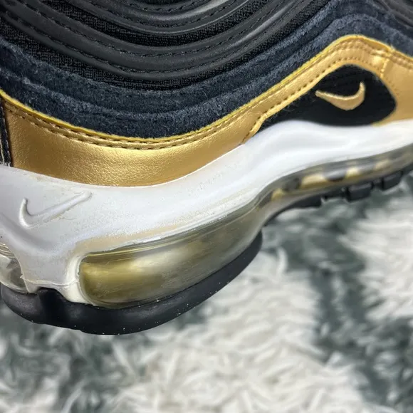 Nike Air Max 97 Kids Unisex Black Metallic Gold Size 4Y 921522-014