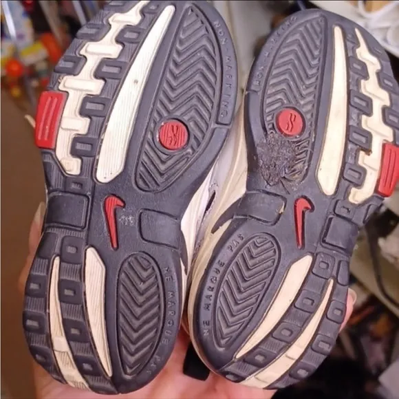 Nike Air Max 97 OG “Silver Bullet “ (1990s)