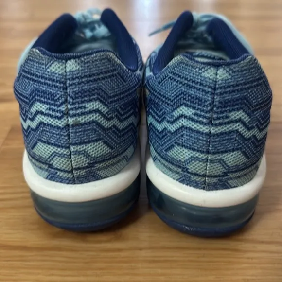 NIKE AIR MAX Juniors SEQUENT Blue Sneakers 7Y 9W Athleisure Running Tennis Sport