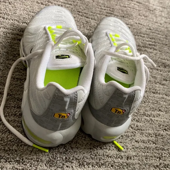 Nike air max plus GS girls boys Unisex sneakers 4.5