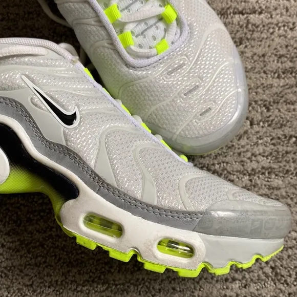 Nike air max plus GS girls boys Unisex sneakers 4.5