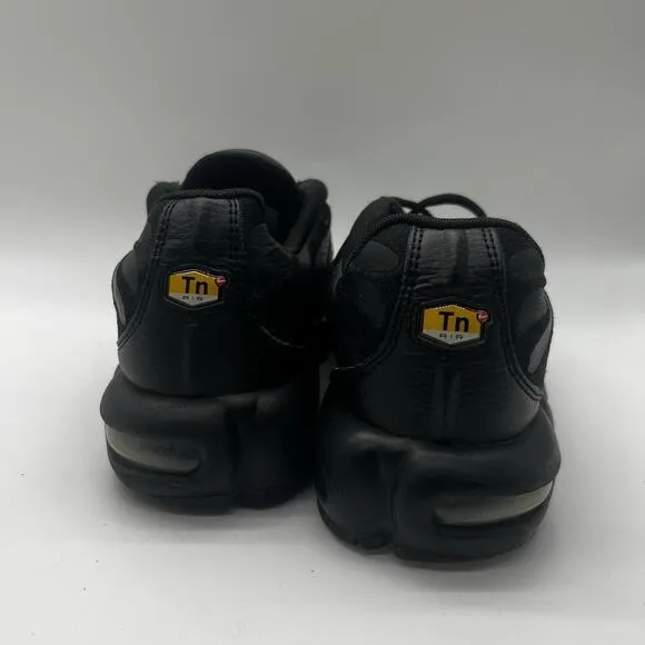 Nike Air Max Plus Triple Black Mens Size 8.5 Athletic Shoes Sneakers AJ2029-001
