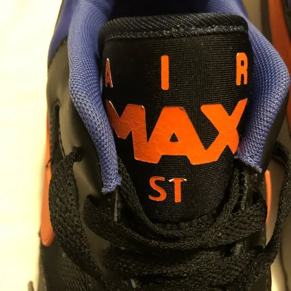 Nike Air Max ST running shoes