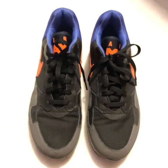 Nike Air Max ST running shoes