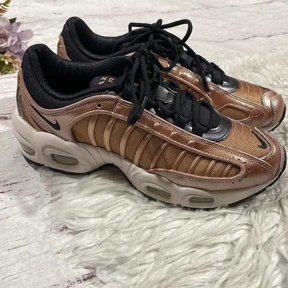 Nike Air Max Tailwind 4 Metallic Red Bronze Sneakers