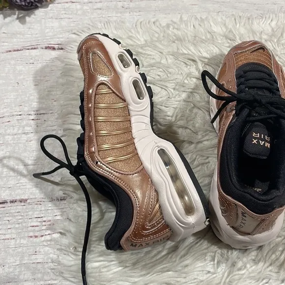 Nike Air Max Tailwind 4 Metallic Red Bronze Sneakers