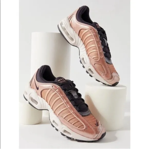 Nike Air Max Tailwind 4 Metallic Red Bronze Sneakers