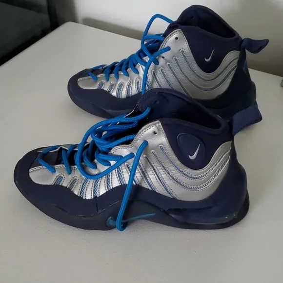 Nike air sneakers kids
