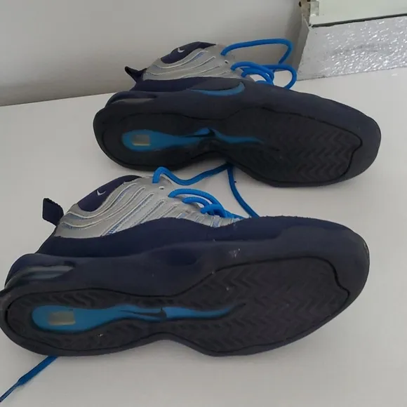 Nike air sneakers kids