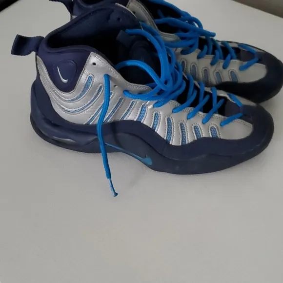 Nike air sneakers kids