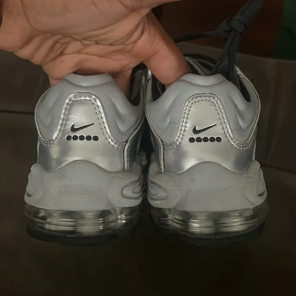 Nike Air Tuned Max Smoke Grey Black Metallic Mens Size 7.5 Running Shoes