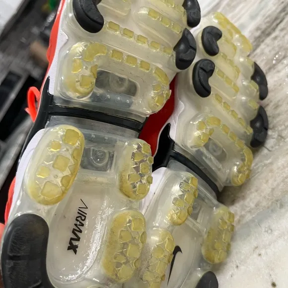 Nike Air Vapormax Plus Men size 10.5