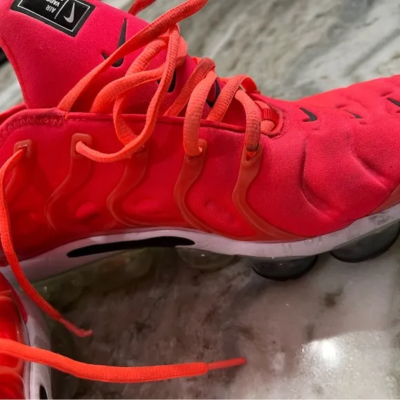 Nike Air Vapormax Plus Men size 10.5