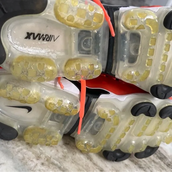 Nike Air Vapormax Plus Men size 10.5