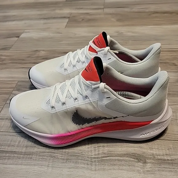 Nike Air Zoom Winflo Size 10.5 Men Running Shoes White/Black Pink CW3419-100