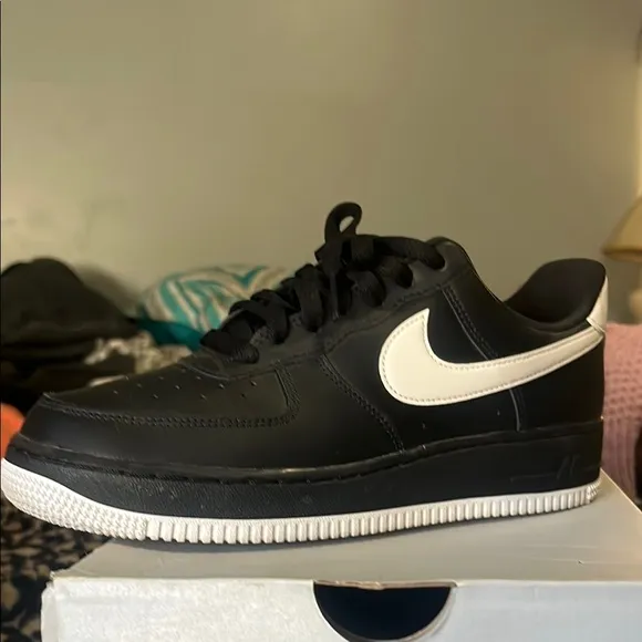 Nike Big Kids ‘07 Black &amp; White Air Force 1