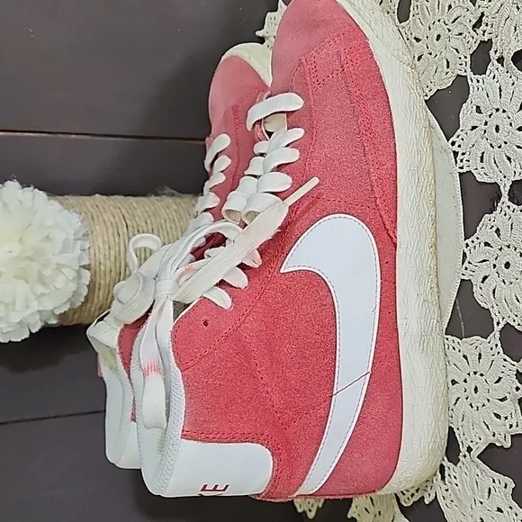 Nike Blazer basketball shoes youth size 7