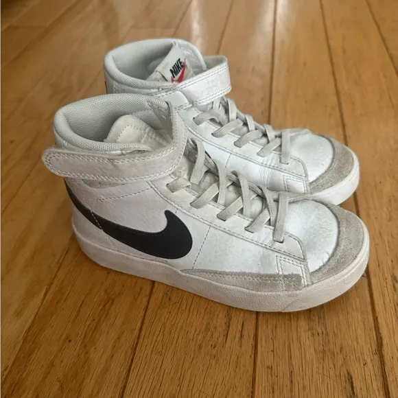 Nike Blazer High '77 Vintage Sneaker size 13c Kids, white