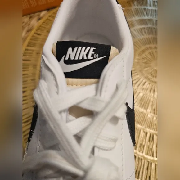 Nike Blazer Low '77 White and Black  Sneakers (Unisex)