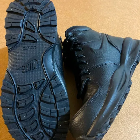 Nike boots 🥾