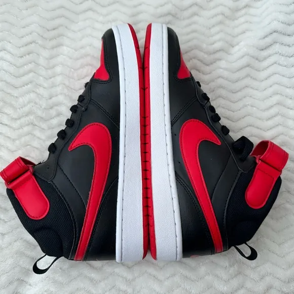 Nike Court Borough Mid 2 (GS) size 7 Youth