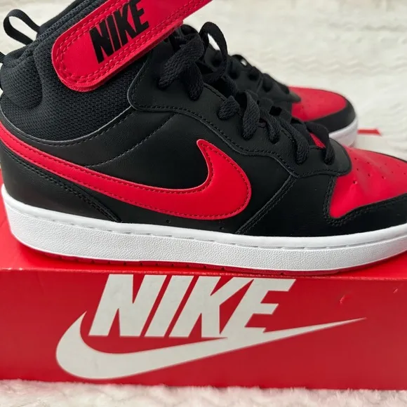 Nike Court Borough Mid 2 (GS) size 7 Youth