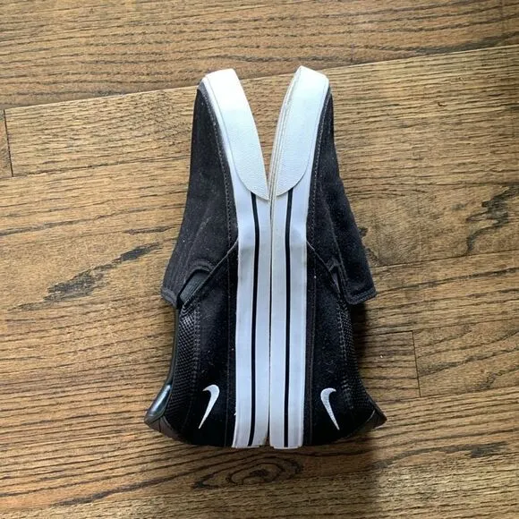 Nike Court Legacy black slip men’s size 11 shoes