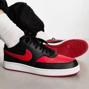 Nike - Court Vision Low sneakers in black and red