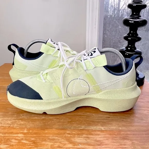 Nike Crater Impact Youth Sneakers - Unisex