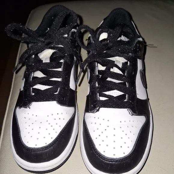 Nike Dunk Low Panda Kids Black and White Sneakers size 4.5 Unisex