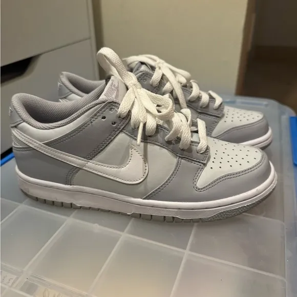 Nike Dunk Low - Wolf grey size 6Y / 7.5 women